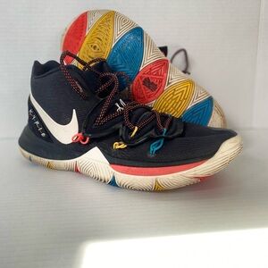 Nike Kyrie 5 Friends Black White Color Basketball Shoes AO2918-006 Size 11